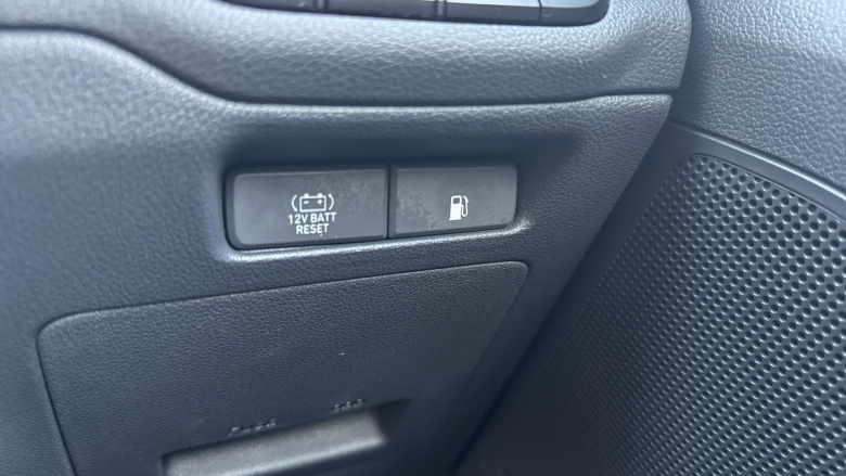 Hyundai IONIQ 1.6 GDi Hybrid Premium 5dr DCT Hybrid Hatchback